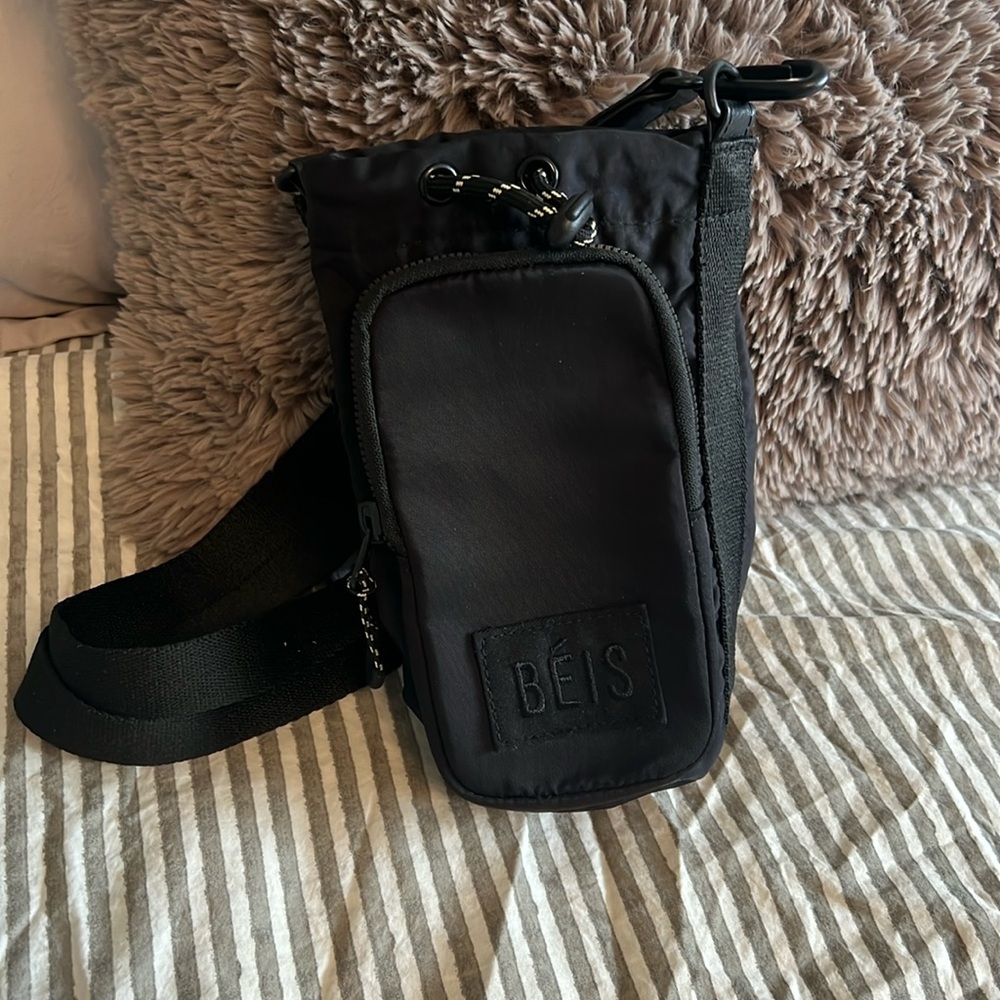 Beis water bottle sling
